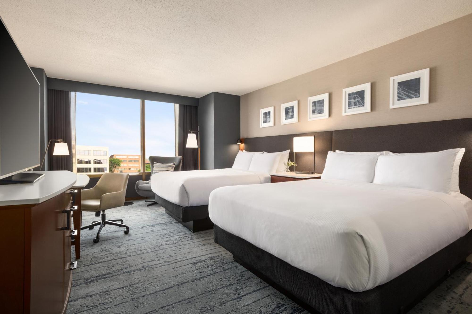 Hotel Champlain Burlington, Curio Collection By Hilton Chambre photo